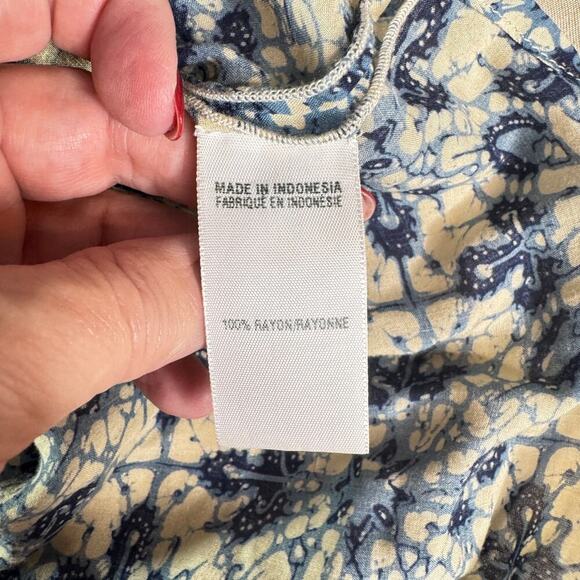 Lucky Brand Women's sz Medium Blue Cream Floral Dolman Sleeve Blouse Button Up - Picture 7 of 12